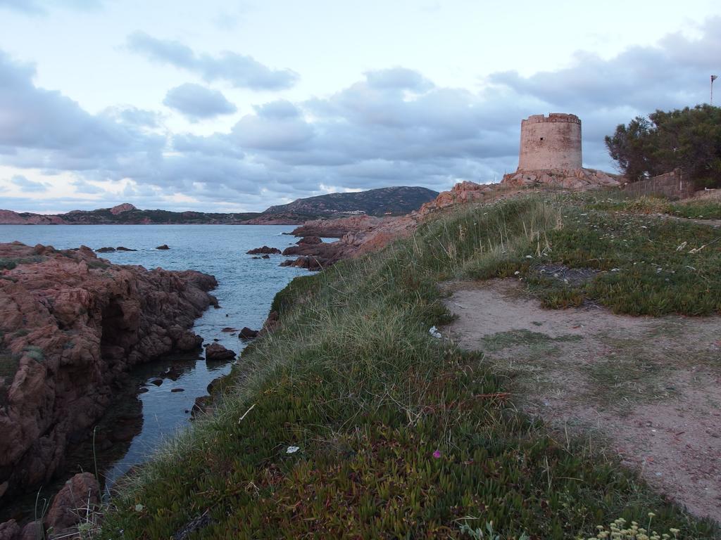 Isola Rossa Appartamenti Superior Exterior photo